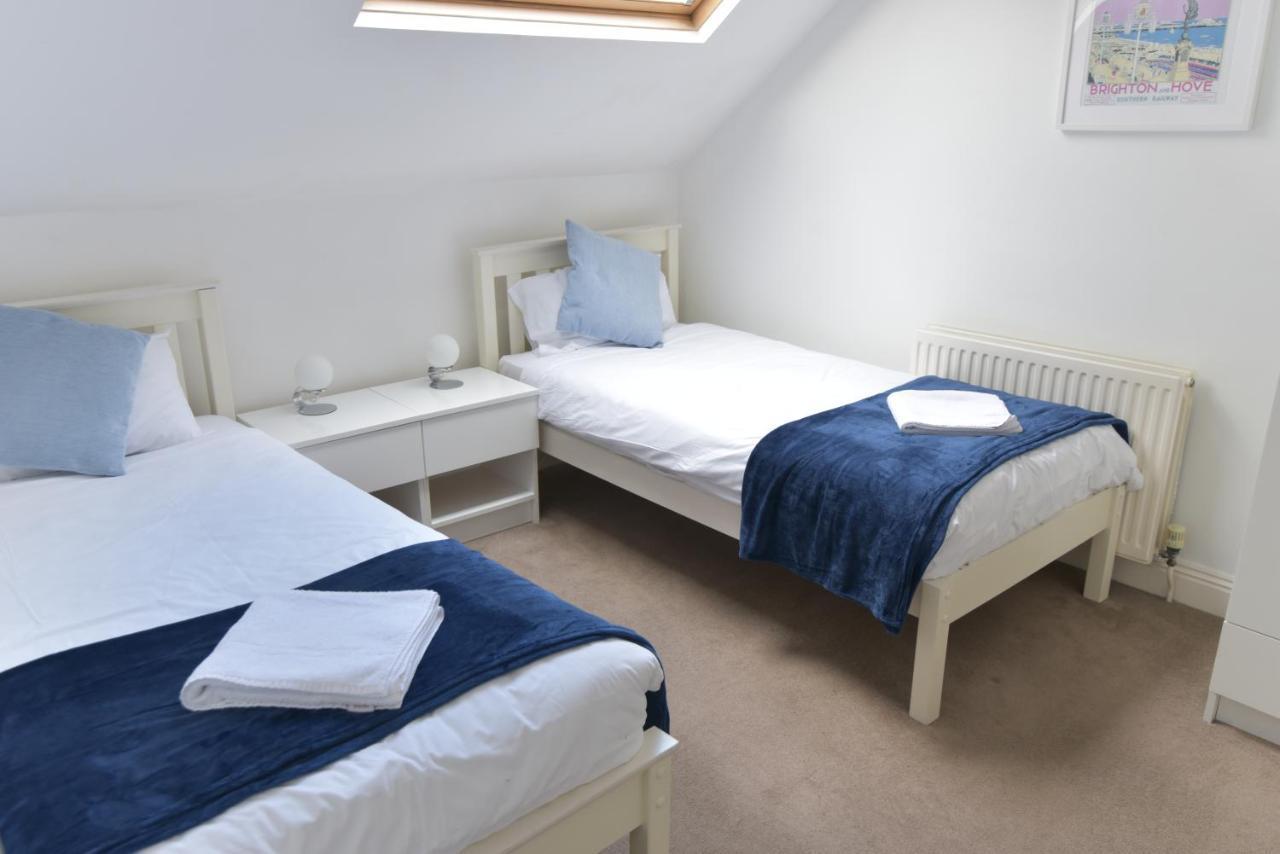 Beach Central With Allocated Parking And Patio Hove Exterior foto